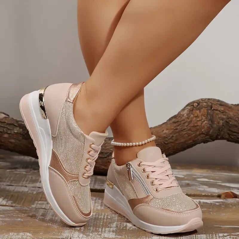 Naiste metallikläikega platvormtossud – nöörimine ja küljelukk